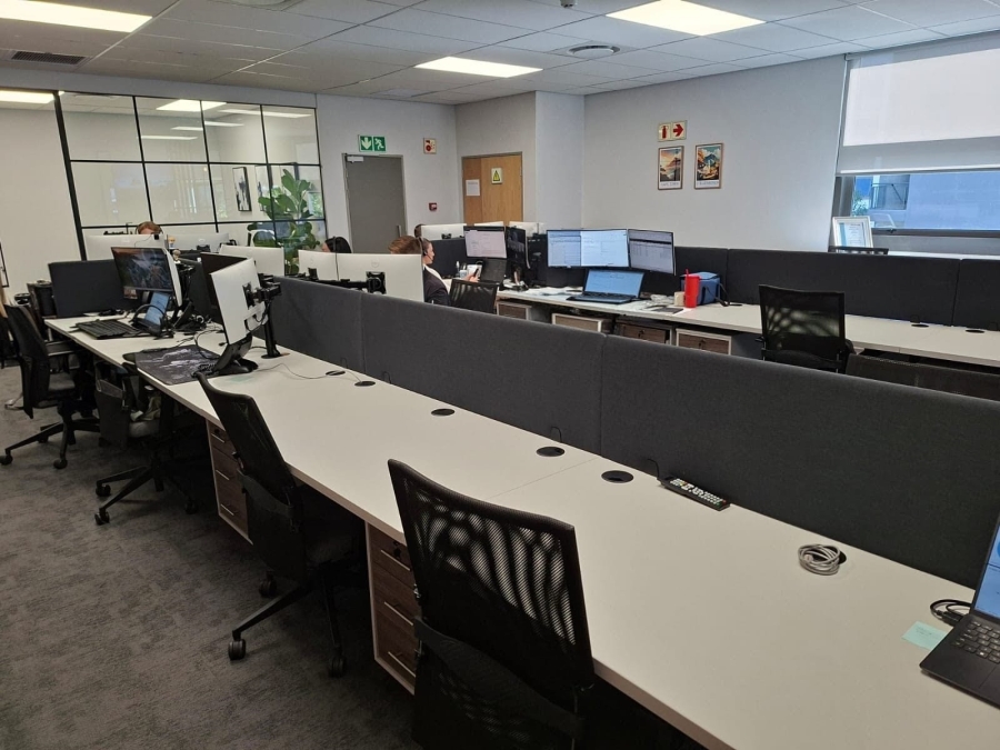 To Let Commercial Property for Rent in Brandwacht Western Cape
